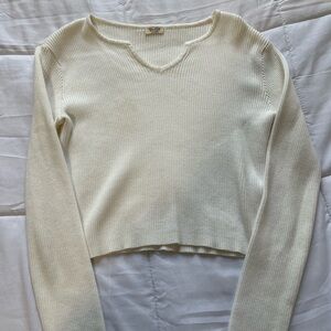 white brandy melville sweater